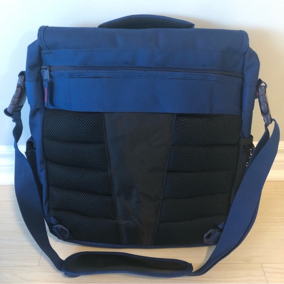 BMW messenger bag / laptop bag / briefcase - Picture 4 of 7